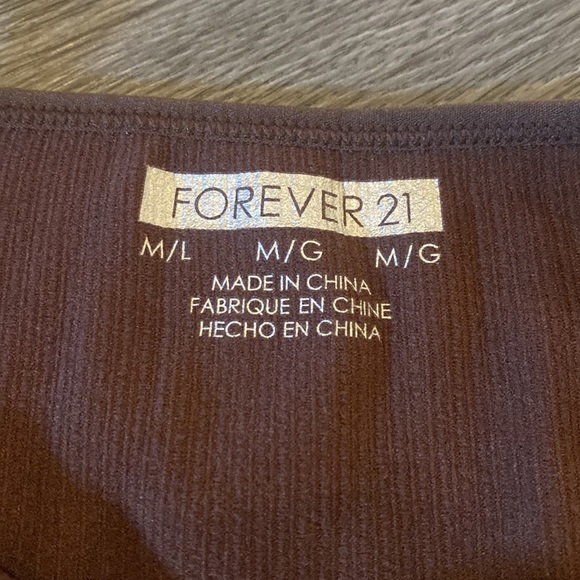 Brown crop top - Picture 3 of 3